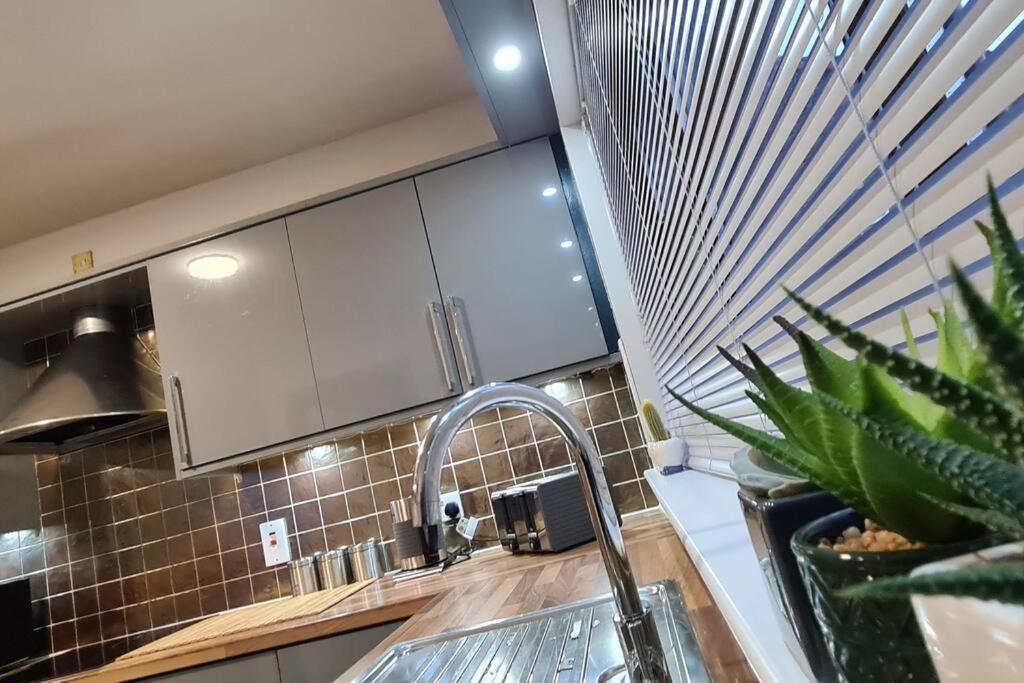 Millhouse Cottage A Luxury 3 Bed Bungalow Antrim Exteriör bild
