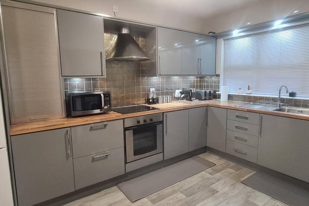 Millhouse Cottage A Luxury 3 Bed Bungalow Antrim Exteriör bild