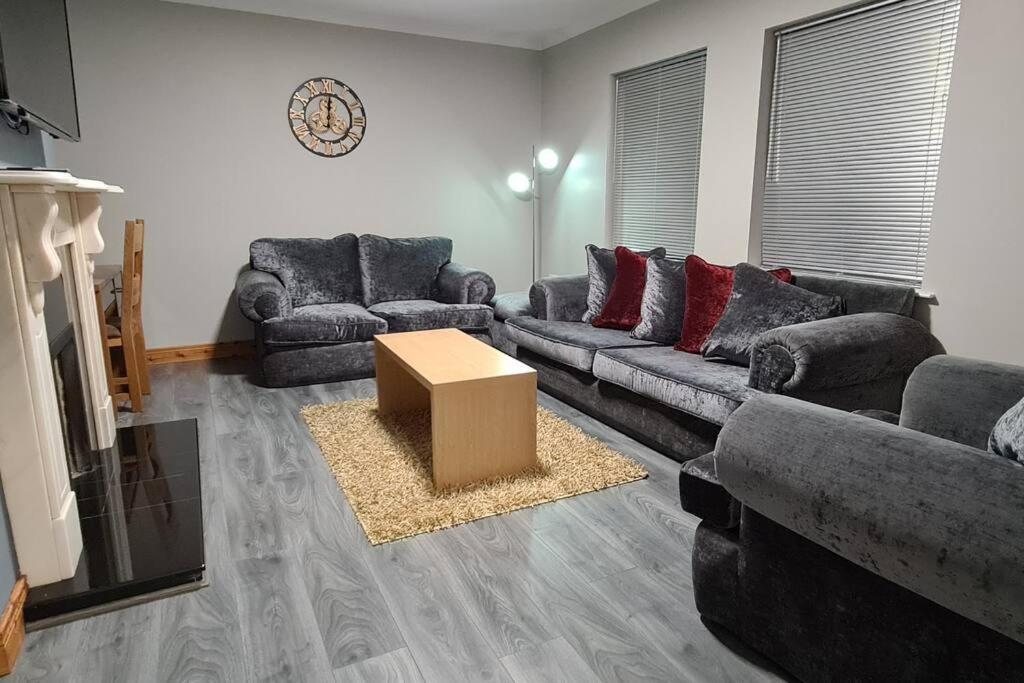 Millhouse Cottage A Luxury 3 Bed Bungalow Antrim Exteriör bild